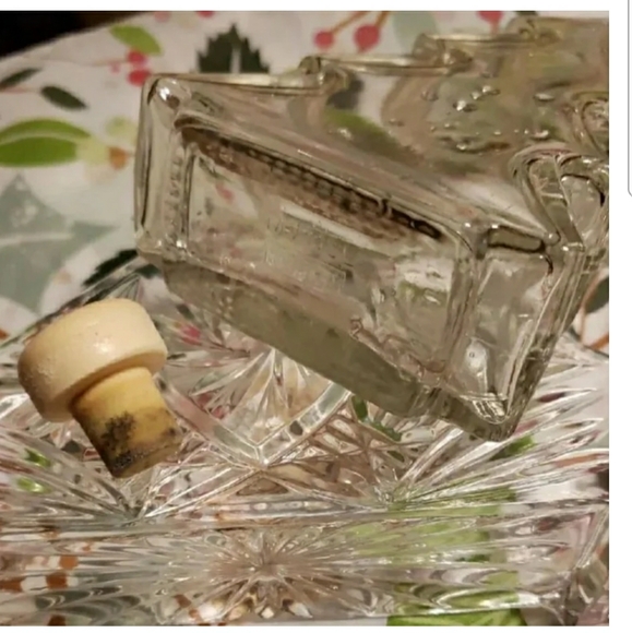 Vintage 1990's  DEPOSE KEFLA Glass "Tree"  Decanter - Picture 4 of 6